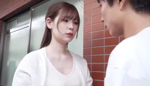 ông chồng tẻ nhạt, vợ nhận ra cậu thanh niên nhà bên tốt hơn