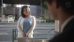 Gã chồng yếu không làm lên đỉnh, vợ yêu lên mạng tìm trai trẻ làm tình khỏe